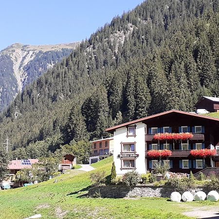 Gaestehaus Sahler Gaschurn Exterior photo